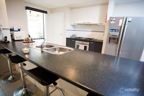Property photo of 10 Carissa Circuit Werribee VIC 3030