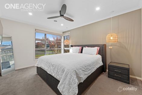 Property photo of 15 Chesterfield Avenue Warragul VIC 3820