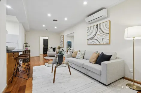 Property photo of 1 Kooringa Road Carnegie VIC 3163