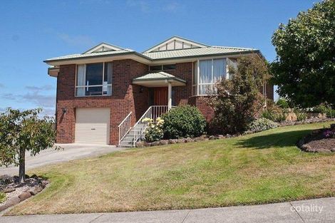 9 Donohoe Gdns, Kingston Beach, TAS 7050