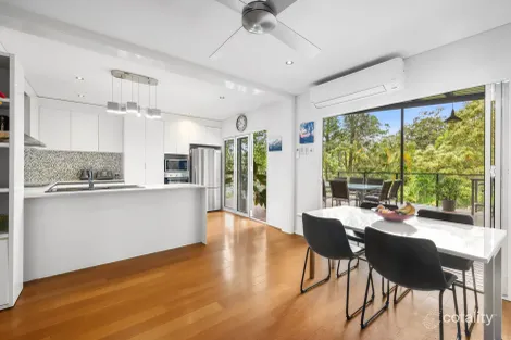 15 Dulhunty St, Chapel Hill, QLD 4069