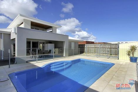 Property photo of 17 Seaside Avenue Yanchep WA 6035