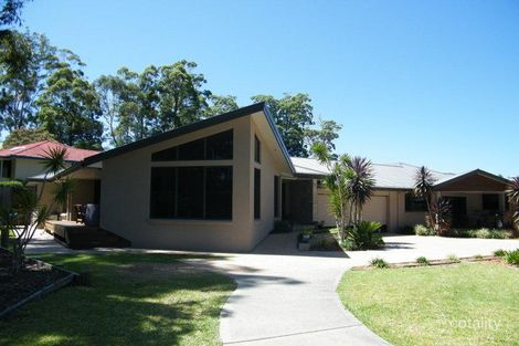Property photo of 14 The Boulevard Tallwoods Village NSW 2430