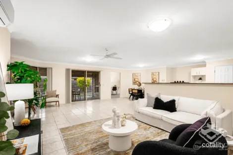 33 Shelduck Pl, Calamvale, QLD 4116
