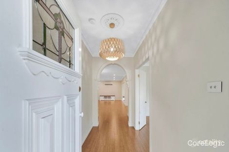 Property photo of 35 Golf View Drive Craigieburn VIC 3064