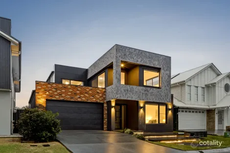 99 Coolum Pde, Newport, QLD 4020
