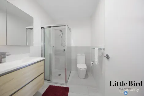 Property photo of 3/2 Telfer Street Coombs ACT 2611