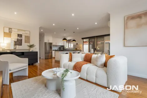 Property photo of 2/199 Greenvale Drive Greenvale VIC 3059