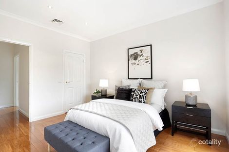 Property photo of 12 Royal Oak Court Mulgrave VIC 3170