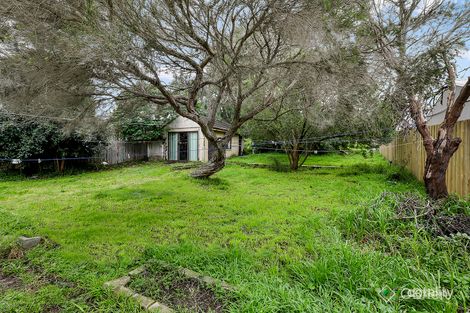 Property photo of 1 Roberta Grove Frankston VIC 3199