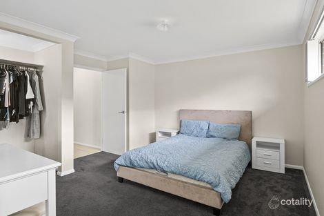 Property photo of 15 George Cutter Avenue Renwick NSW 2575