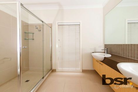 Property photo of 7 Heathcote Retreat Caroline Springs VIC 3023