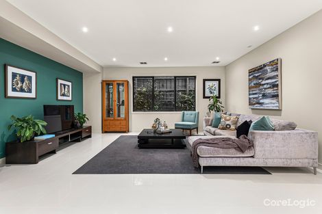 Property photo of 32 Rowen Street Glen Iris VIC 3146