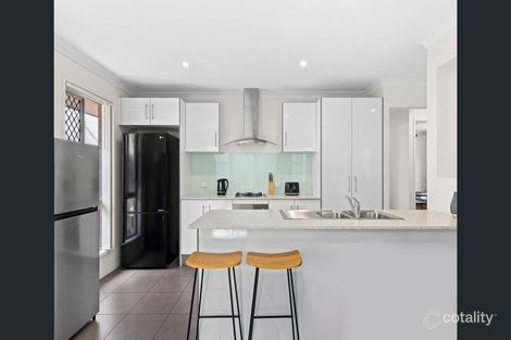 Property photo of 11 Spey Close Deebing Heights QLD 4306