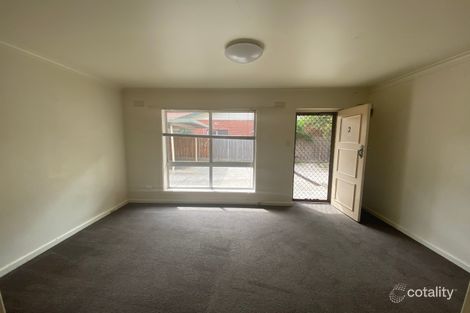 Property photo of 2/39 Elliott Avenue Carnegie VIC 3163