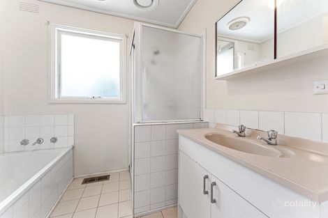 Property photo of 6 Oaklands Crescent Frankston VIC 3199