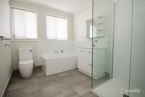 Property photo of 13 London Road Wodonga VIC 3690