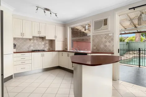 Property photo of 9 Kulli Place Engadine NSW 2233