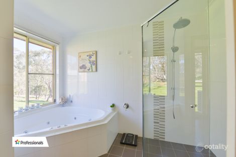 Property photo of 35 Woodside Chase Kootingal NSW 2352