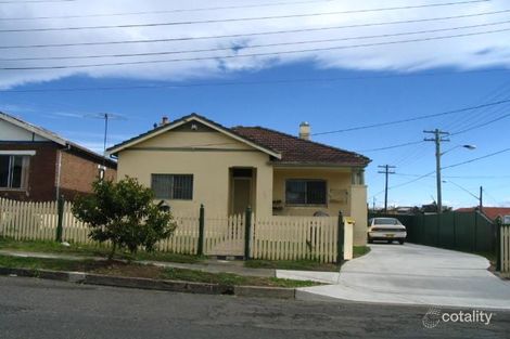 1 Messiter St, Campsie, NSW 2194