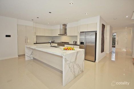 Property photo of 2 Pebble Court Keilor East VIC 3033