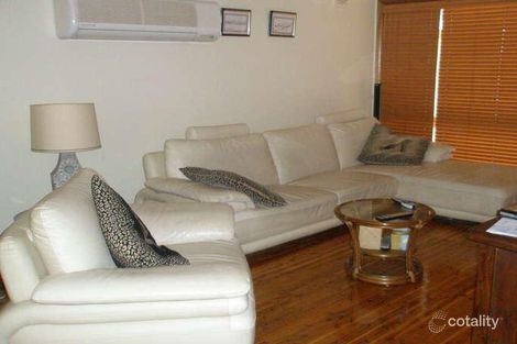 Property photo of 6 Lenton Avenue Fairfield West NSW 2165