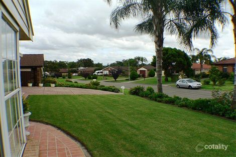 Property photo of 10 Peace Avenue St Clair NSW 2759