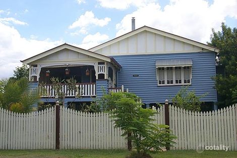 19 Wilson St, Newtown, QLD 4305