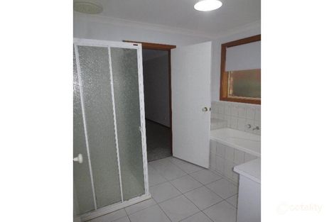 Property photo of 11 Jeavons Court Altona Meadows VIC 3028