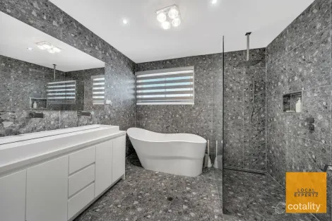 Property photo of 3 Pimelea Way Hillside VIC 3037