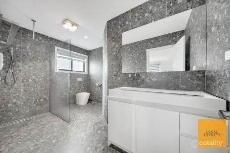 Property photo of 3 Pimelea Way Hillside VIC 3037