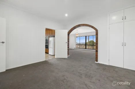 Property photo of 36 Pindari Crescent Karabar NSW 2620