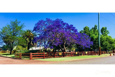 41 Brentwood Rd, Wattle Grove, WA 6107