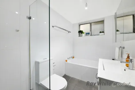 Property photo of 2/11 Bowral Street Kensington NSW 2033