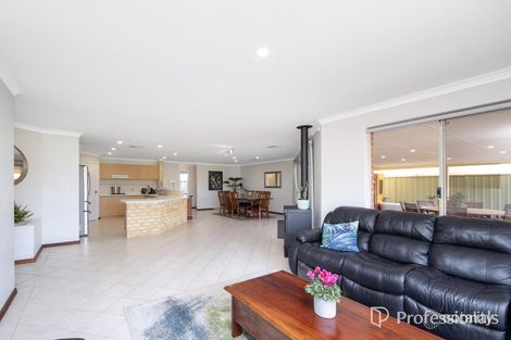 Property photo of 7 Ryde Lane High Wycombe WA 6057