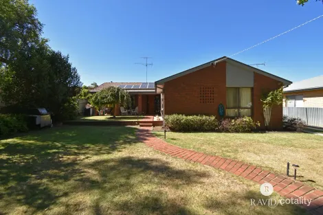 Property photo of 12 Victoria Road Beechworth VIC 3747