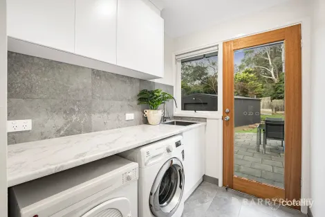 Property photo of 93 Lauriston Drive Coldstream VIC 3770