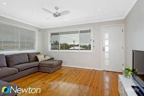 Property photo of 10 Diosma Place Engadine NSW 2233