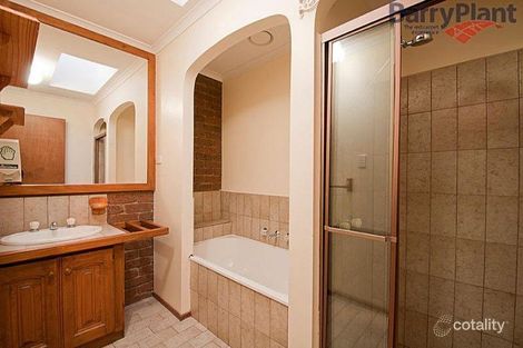 Property photo of 46 Roach Drive Altona Meadows VIC 3028