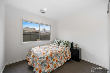 Property photo of 28 Admiration Drive Craigieburn VIC 3064