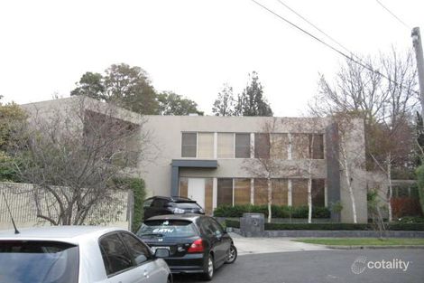 1 Wimbledon Ct, St Kilda East, VIC 3183