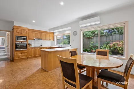 Property photo of 3 Somerset Crescent Mansfield VIC 3722