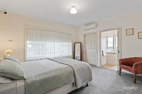 Property photo of 3 Somerset Crescent Mansfield VIC 3722