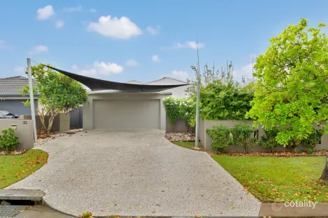 Property photo of 23 Barramul Place Thornlands QLD 4164