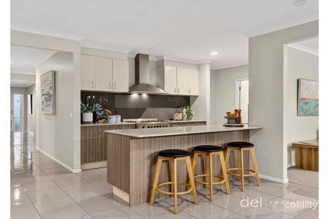Property photo of 4 Willum Way Dandenong VIC 3175