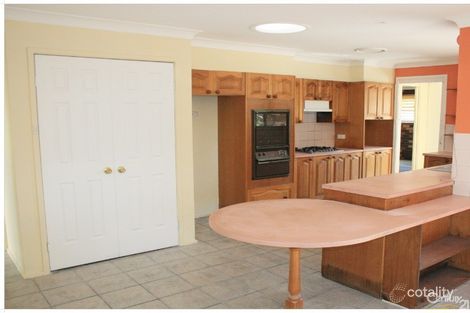 Property photo of 4 Erica Place Minto NSW 2566