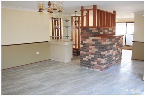 Property photo of 4 Erica Place Minto NSW 2566