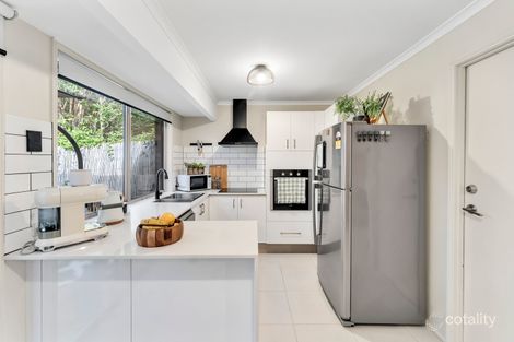 11/1 Golden Palms Ct, Ashmore, QLD 4214