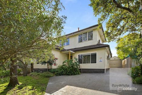 18 SCOTT GR, KINGSBURY, VIC 3083