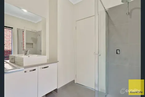 Property photo of 63 Astoria Drive Point Cook VIC 3030